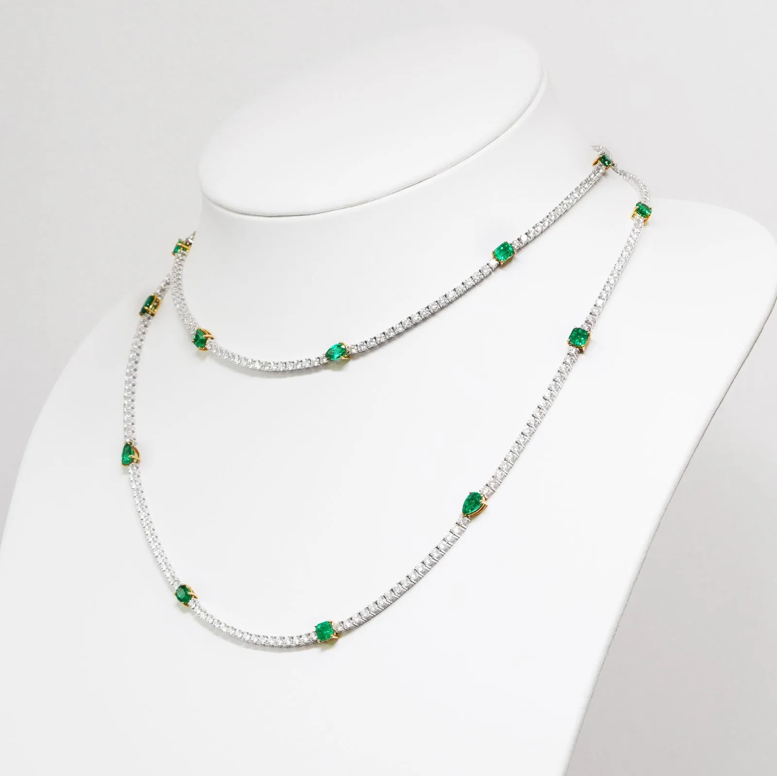 10.92 cts Minor Oil Colombian Emerald Necklace