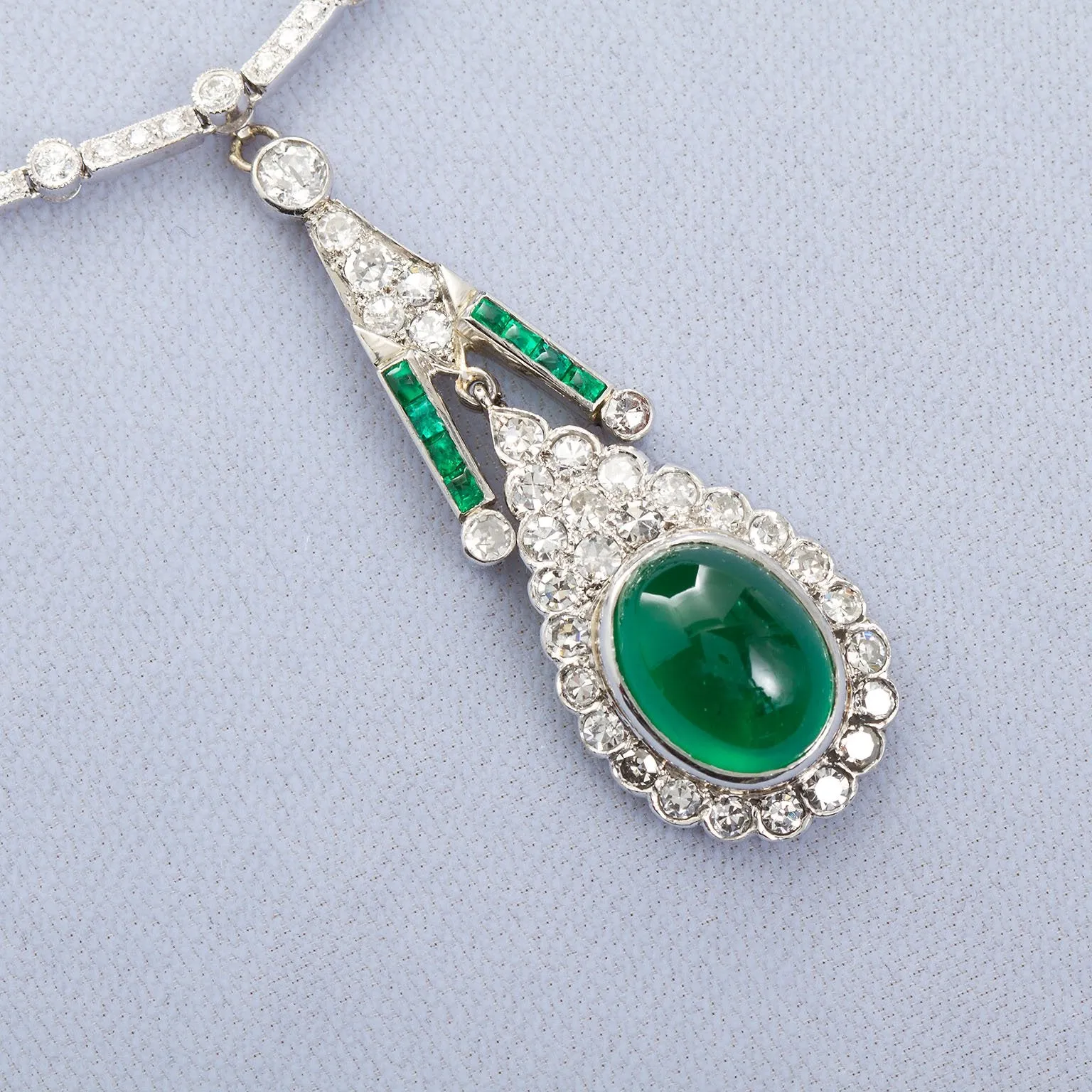 Art Deco Cabochon Emerald Diamond Pendant Necklace