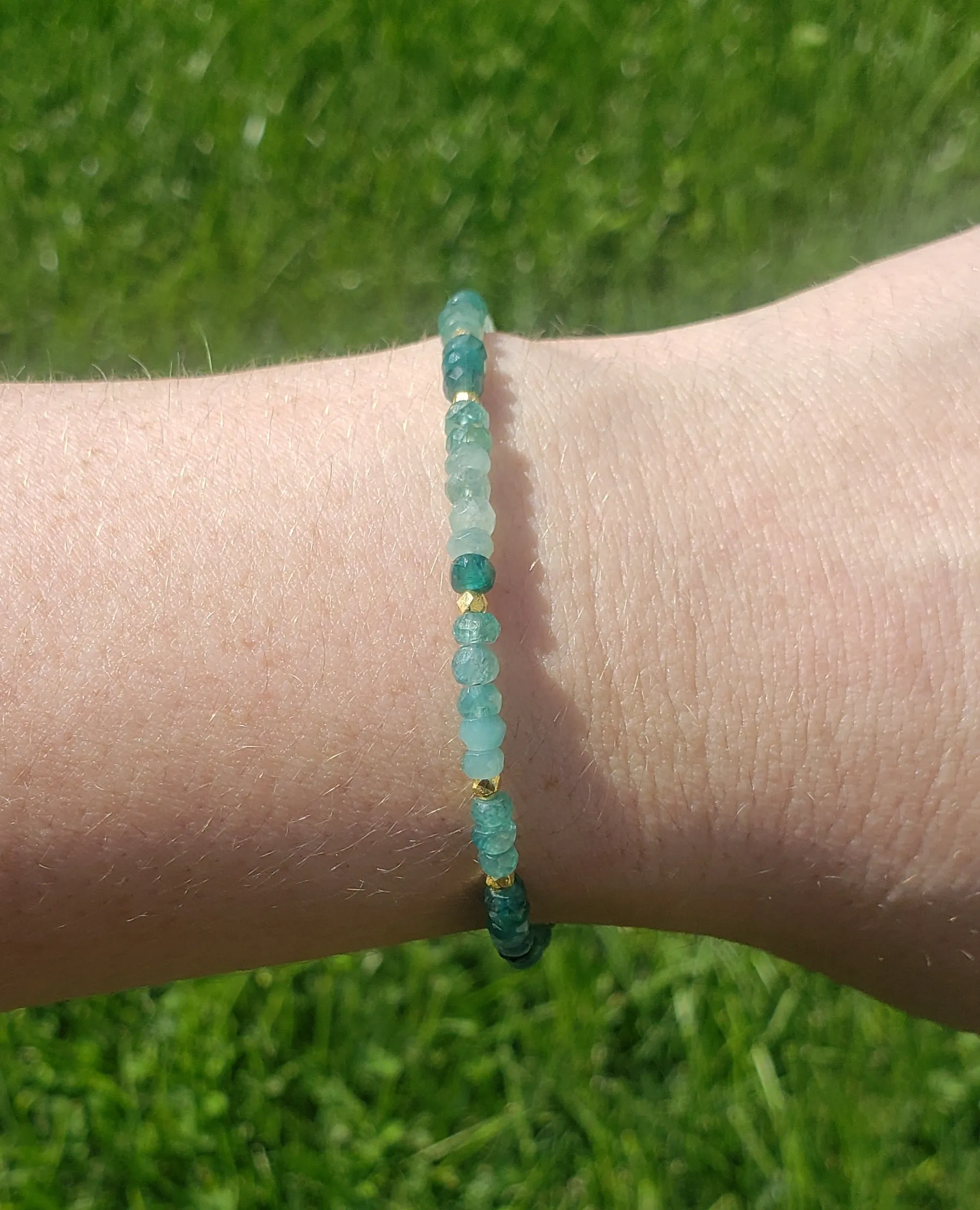 AVF Grandidierite  & Gold Beaded Bracelet (SI3655)