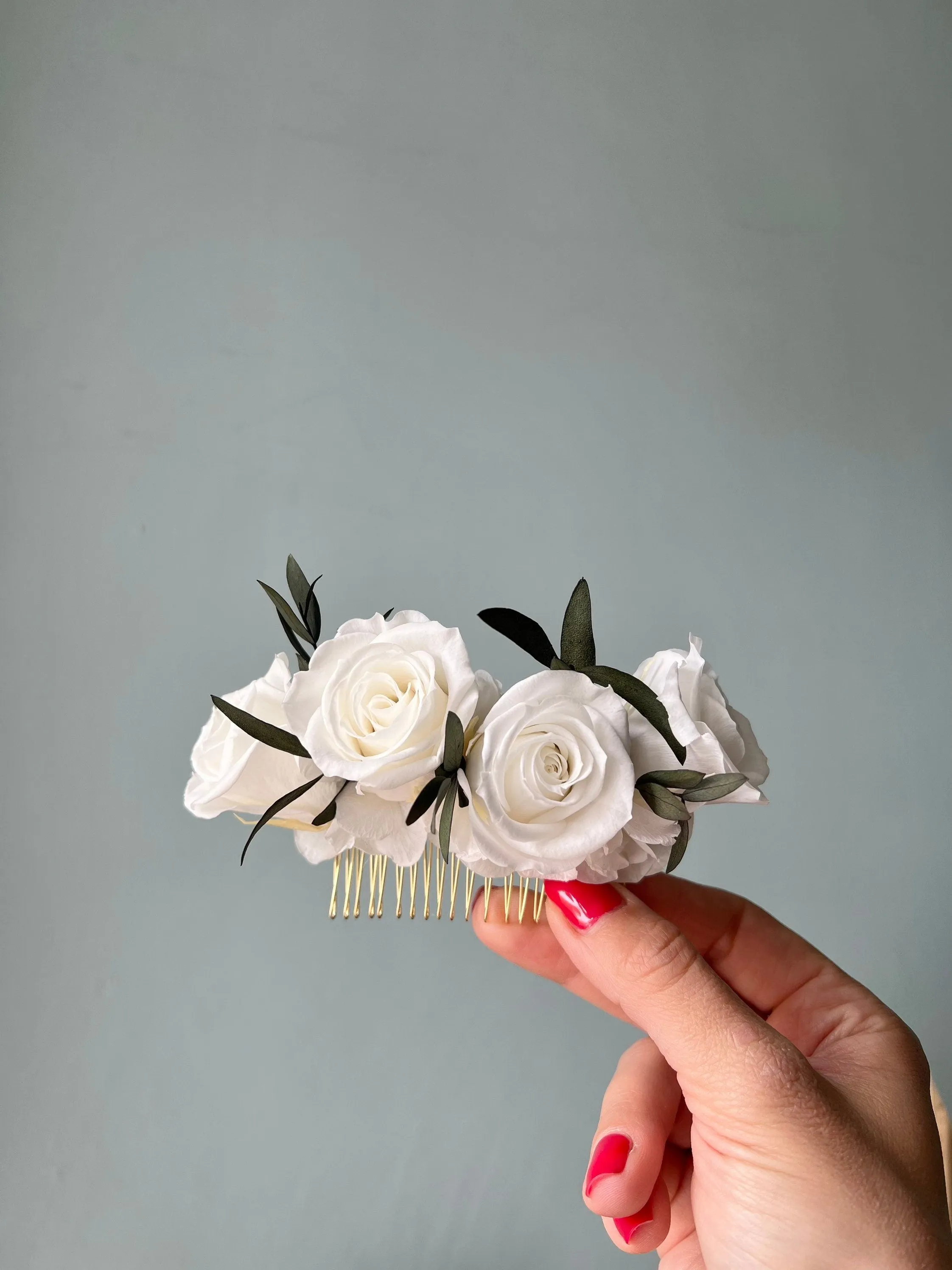 Boho White Rose And Eucalyptus Wedding Hair Comb, White and Green Olive Leaves Flower Comb, Rustic Bridal Wedding Accessories Silver Gold UK