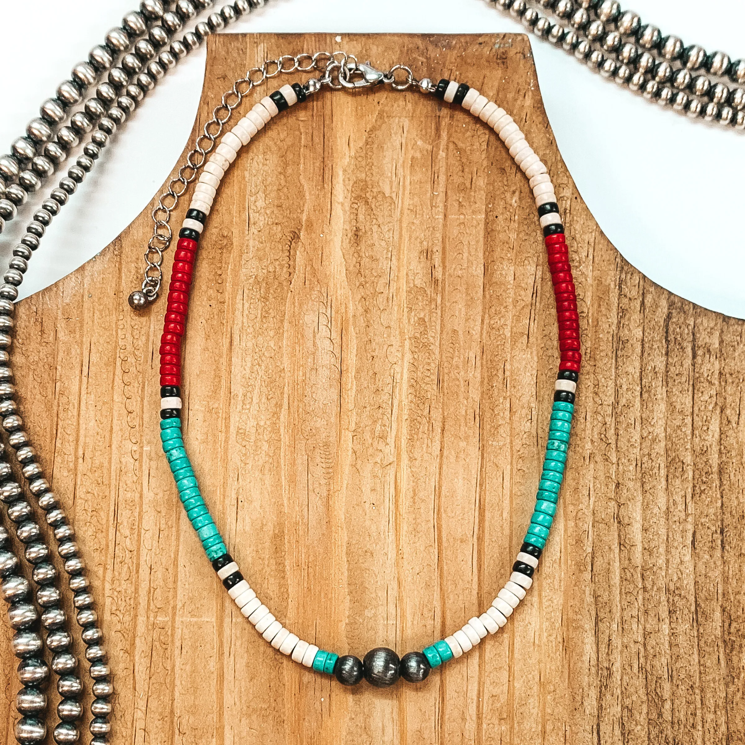 Cross Roads Beaded Necklace with Center Silver Tone Beads in Ivory Mix