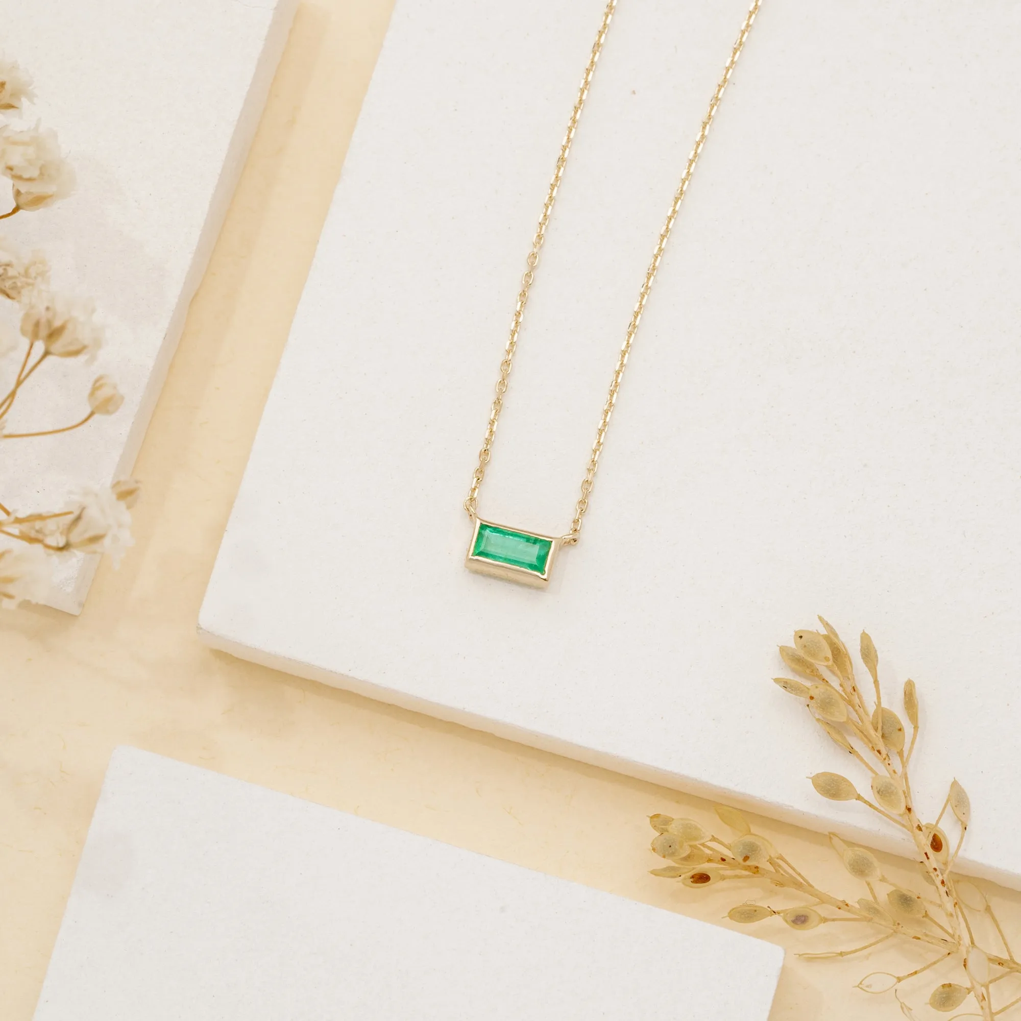 Dainty Emerald Necklace, Teresa
