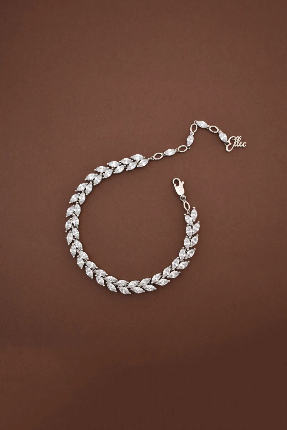 DAISY Simulated Diamond Bracelet