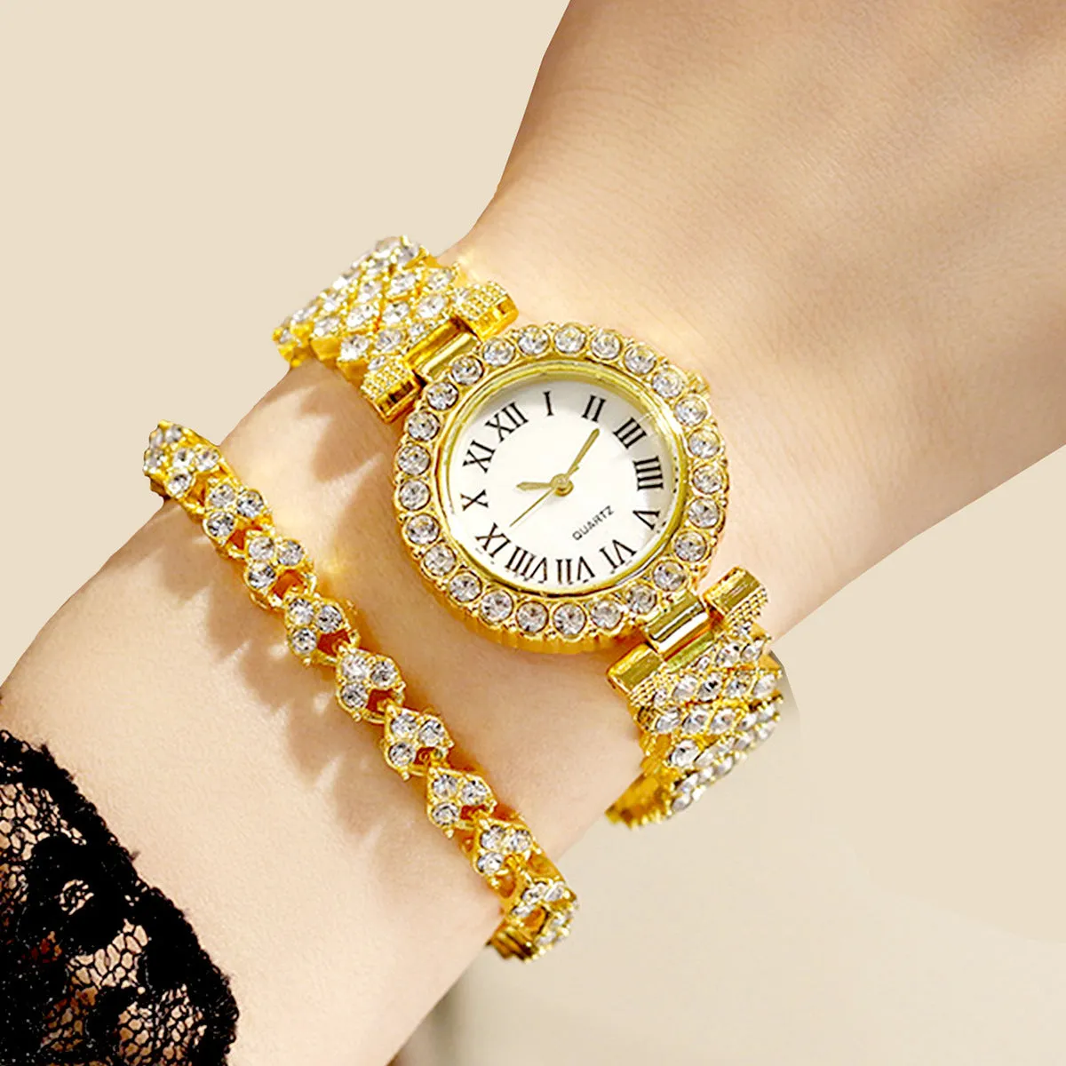 Diamond Luxury Small Fresh Bracelet Bracelet Quartz Watch plus Bracelet (2pcs/Set)