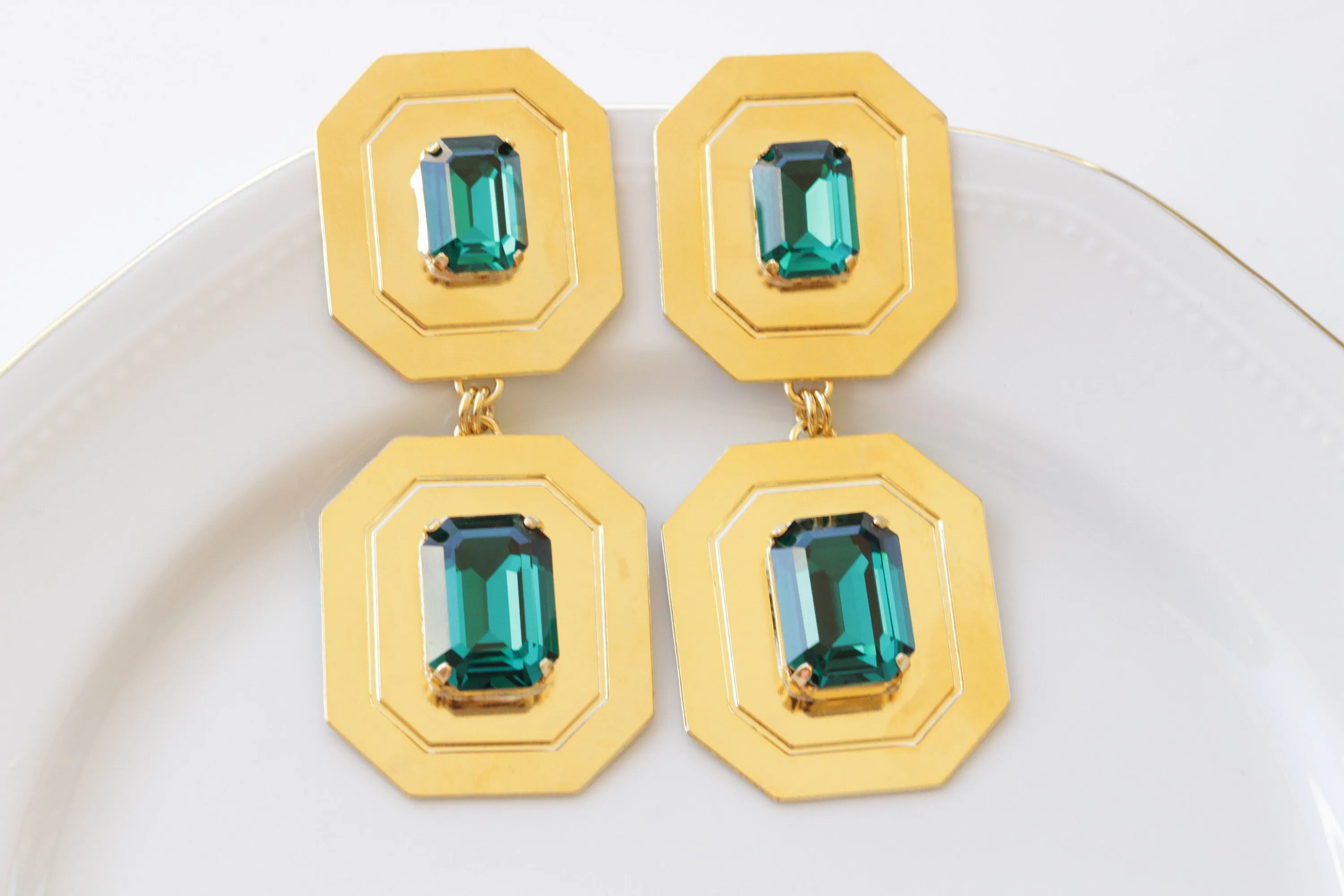 EMERALD LARGE EARRINGS