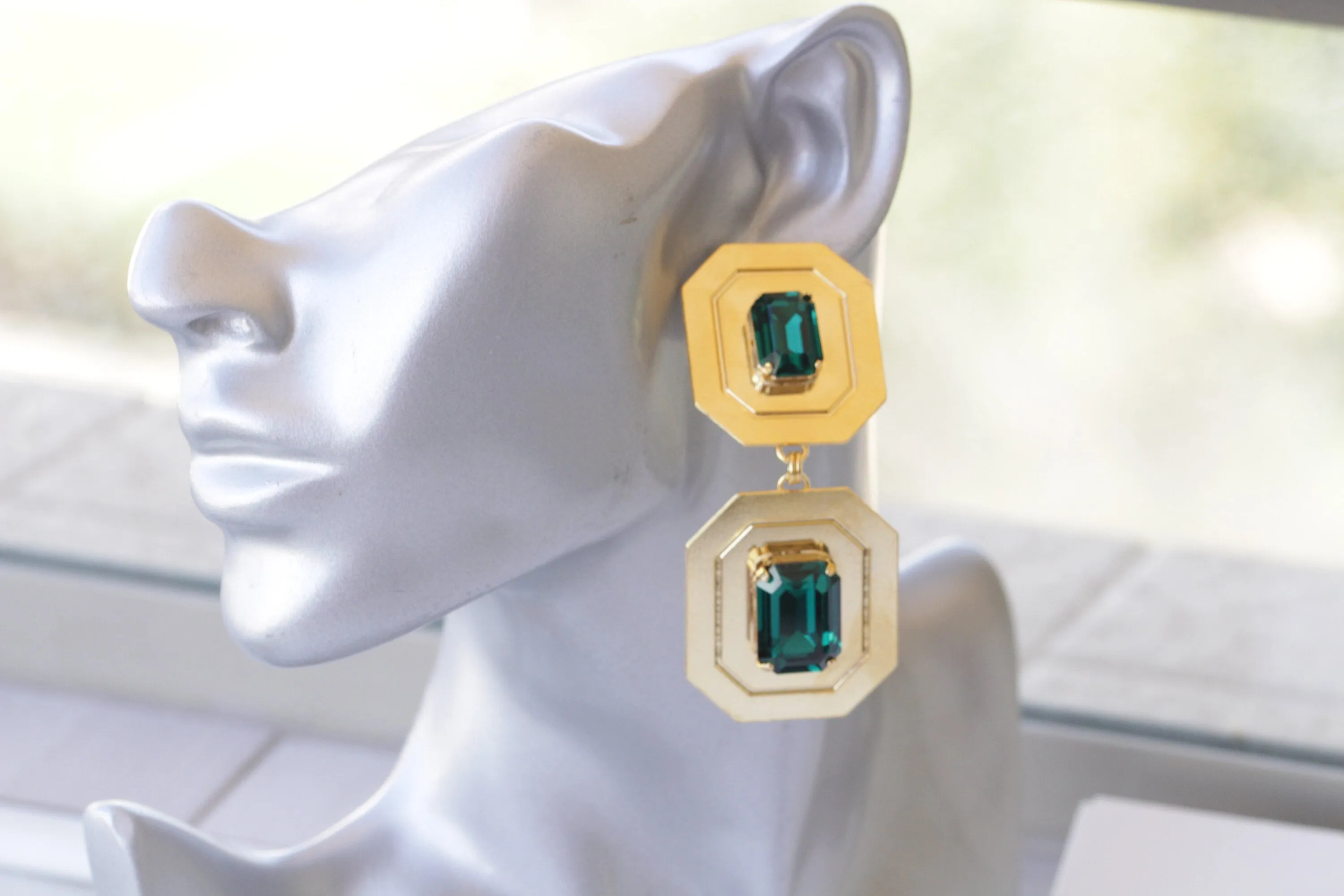 EMERALD LARGE EARRINGS