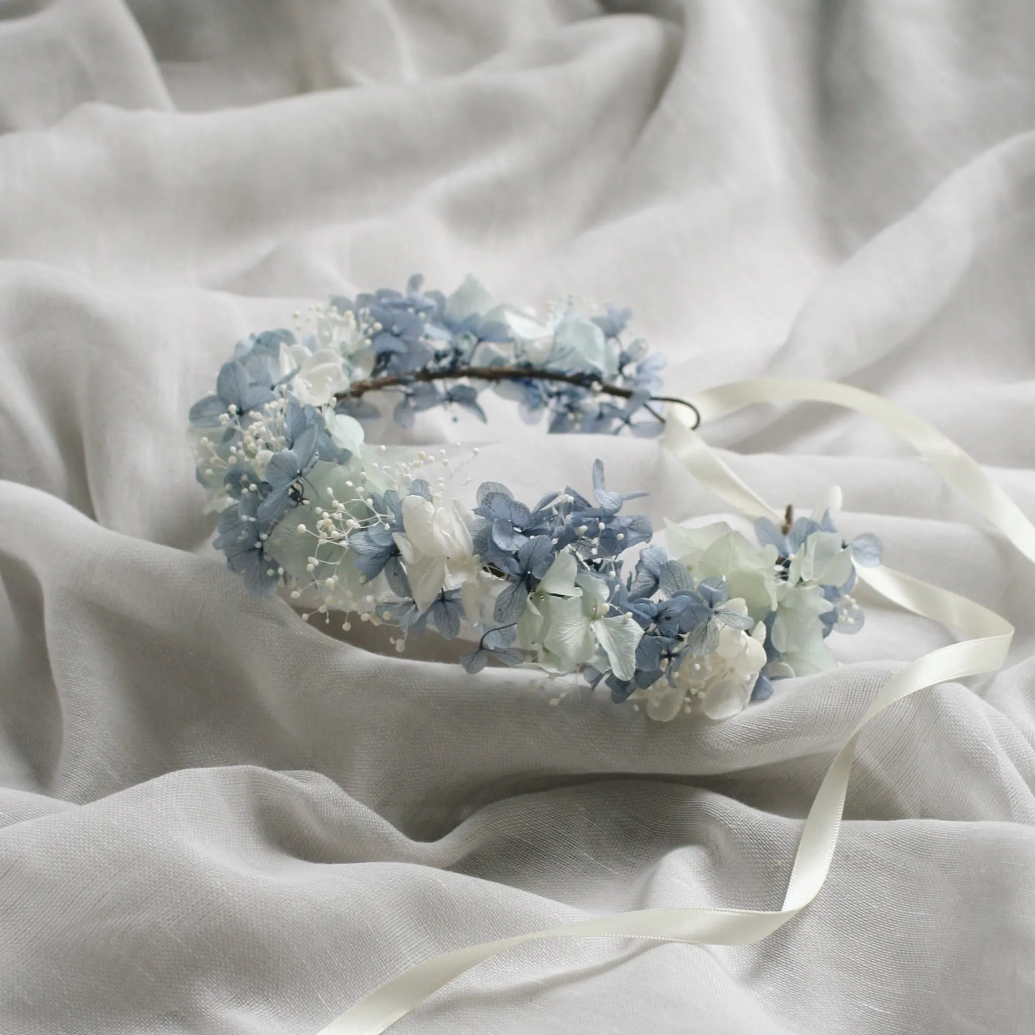 Everlasting Preserved Flower Crown HYDRANGEA