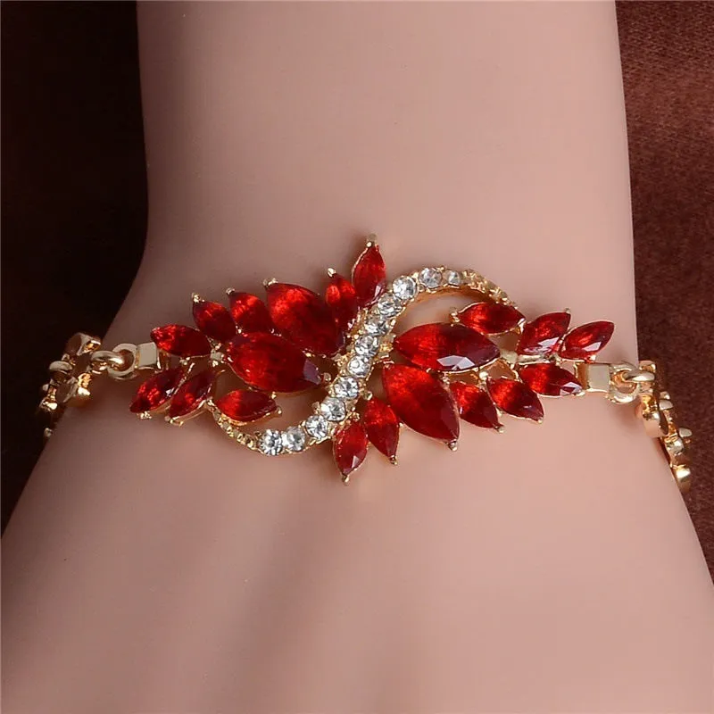Fashionable Temperament Inlaid Rhinestone Bracelet