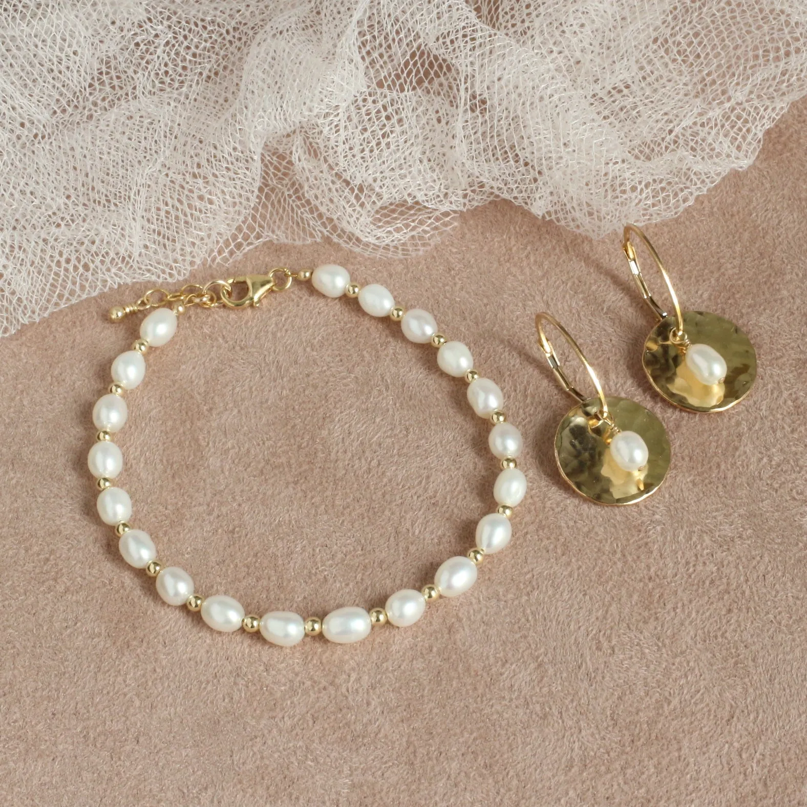 Freshwater Pearl & Gold Bead Bracelet & Earring Set