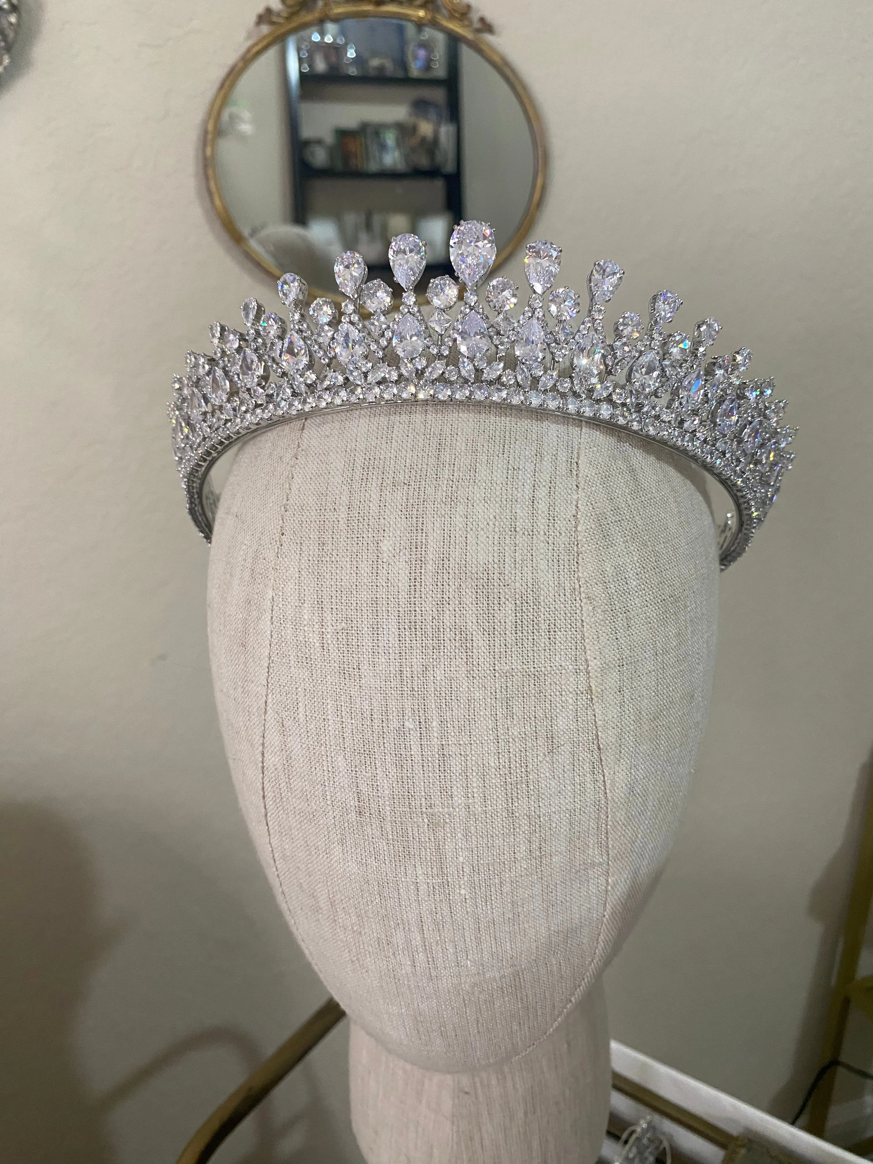 GAYLE Royal Bridal Crown