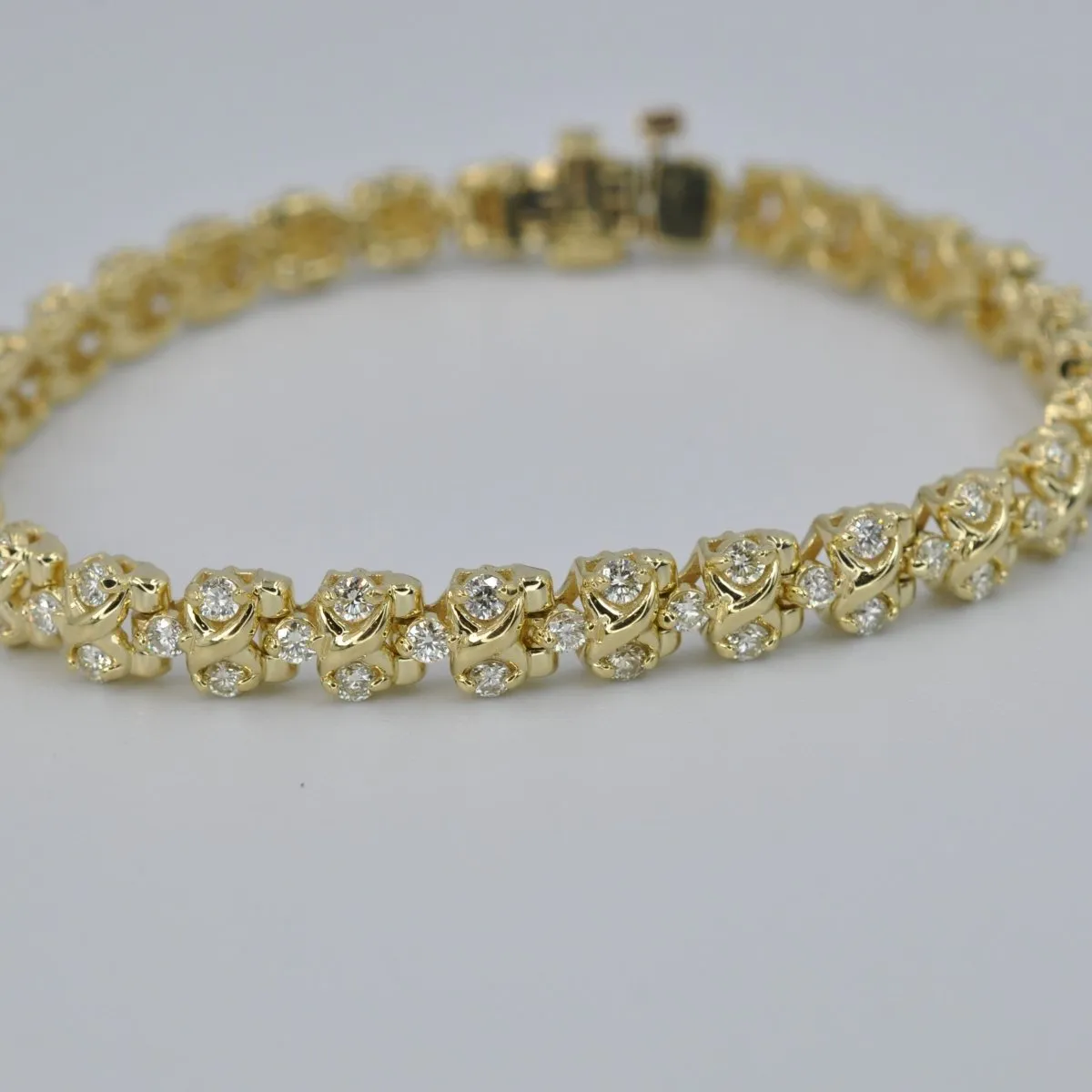 Guaranteed 3.00 CT Round Cut Diamond Bracelet in 18KT Yellow Gold