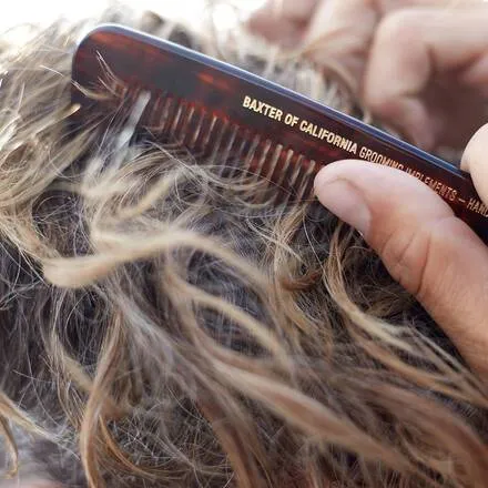 LARGE COMB