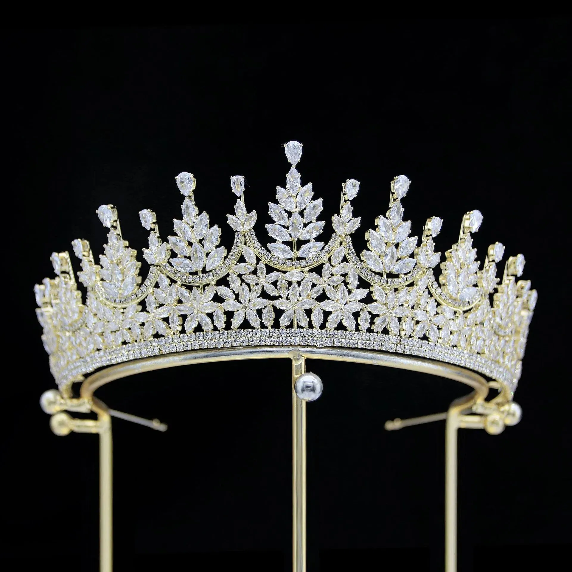 Luxury Bridal Tiaras And Crowns