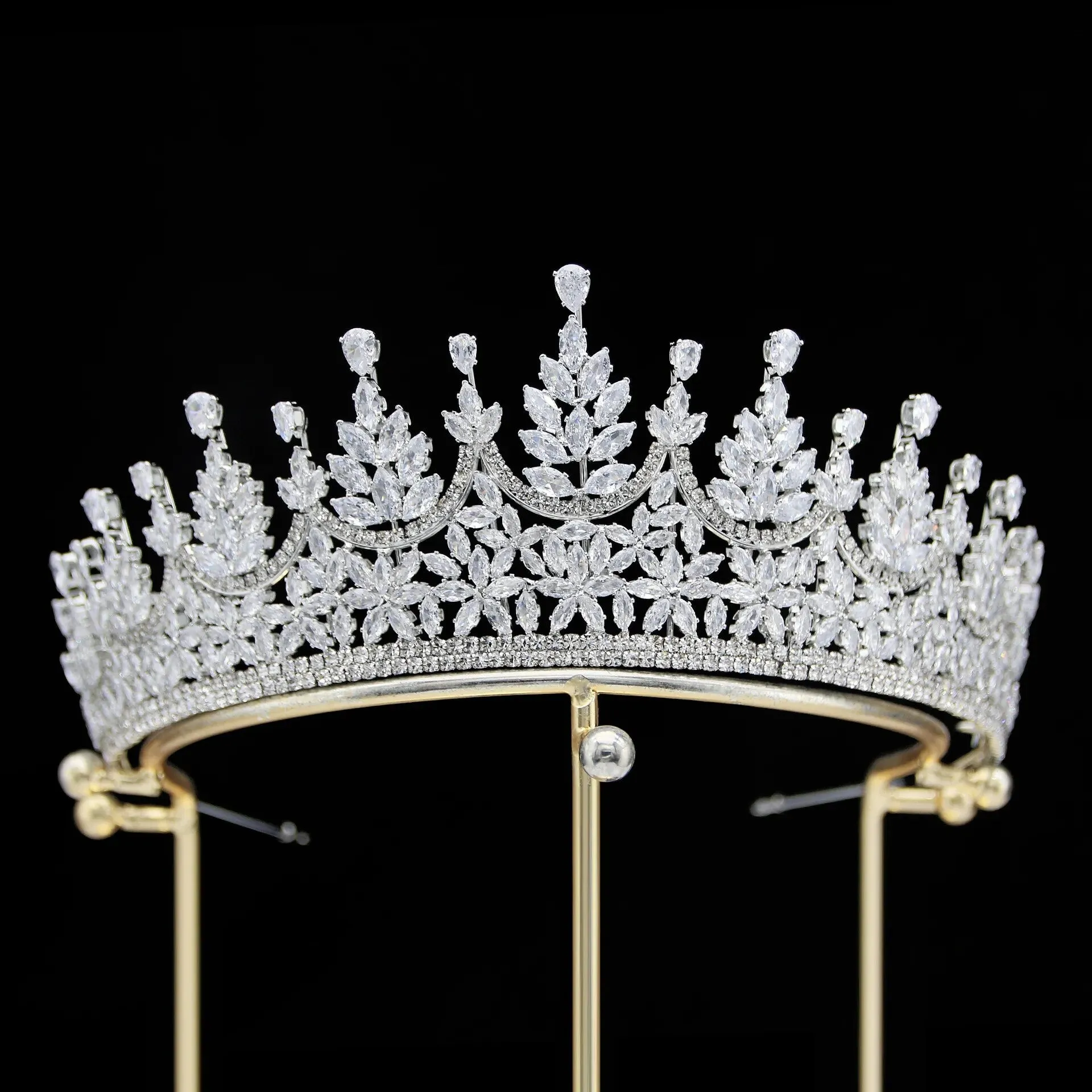 Luxury Bridal Tiaras And Crowns