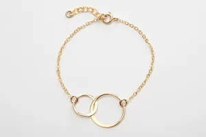 Modern Two Circle Link Bracelet - Minimalist - CG420B. Starts at