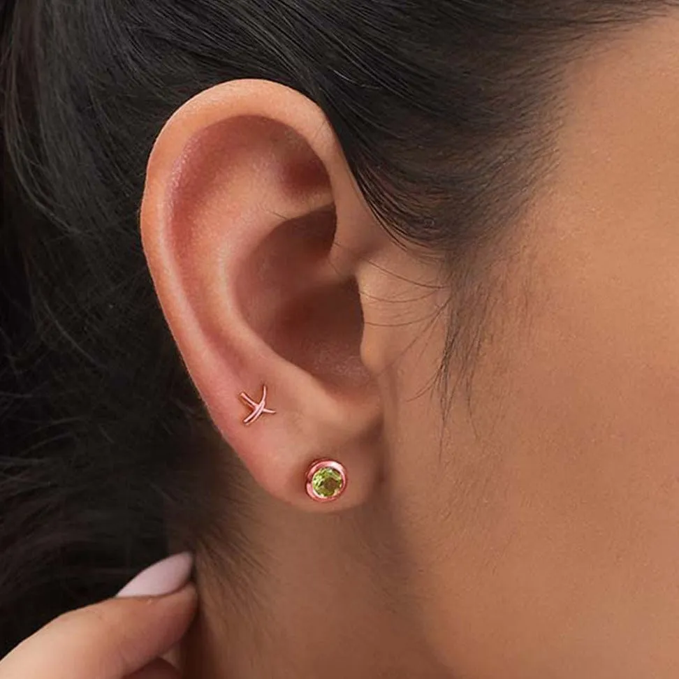 Molto Kiss Stud Earrings