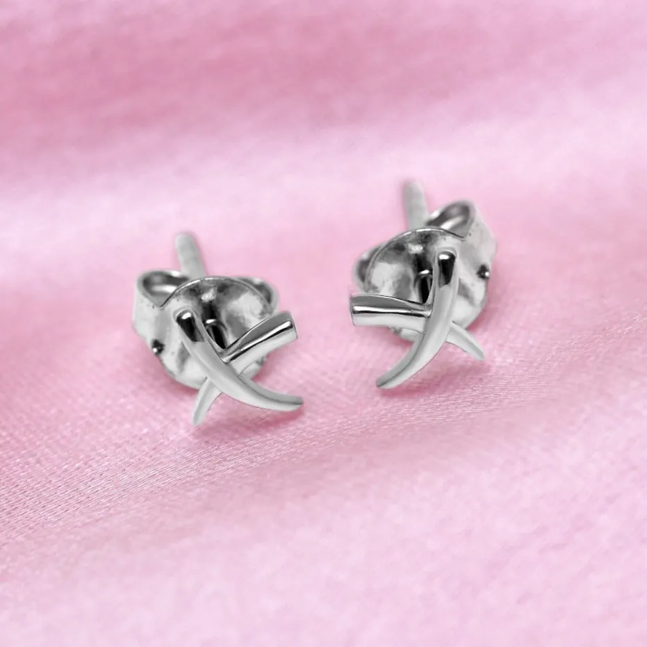 Molto Kiss Stud Earrings