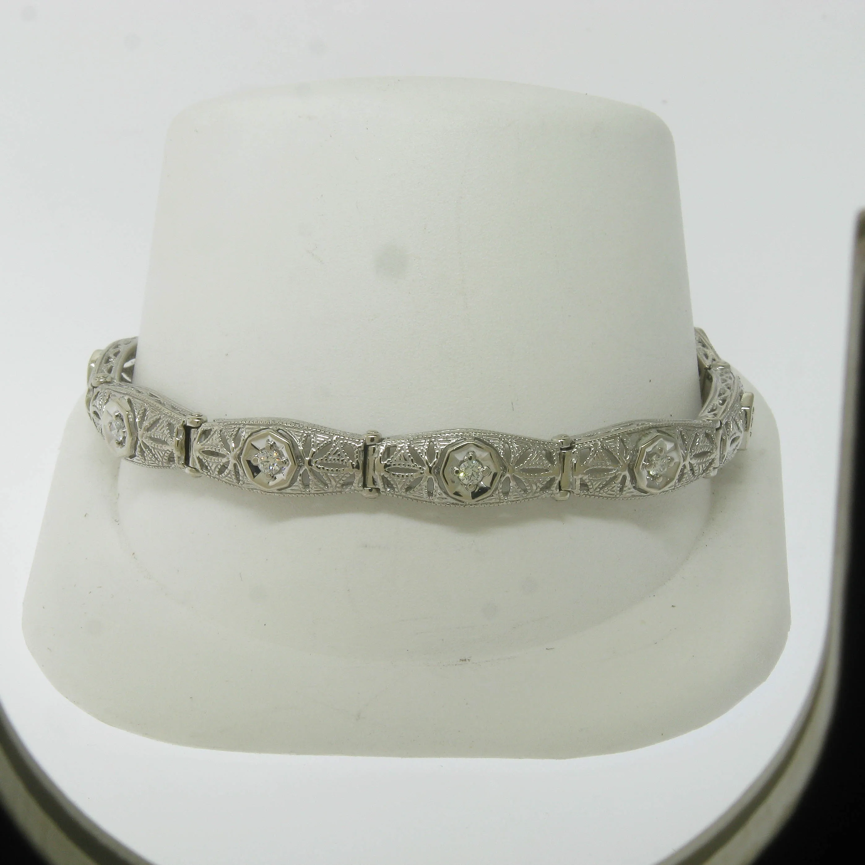 Pre-Owned 14KW Kaspar & Esh 7.5" Sectional Bracelet with Diamond Accents .60CTTW