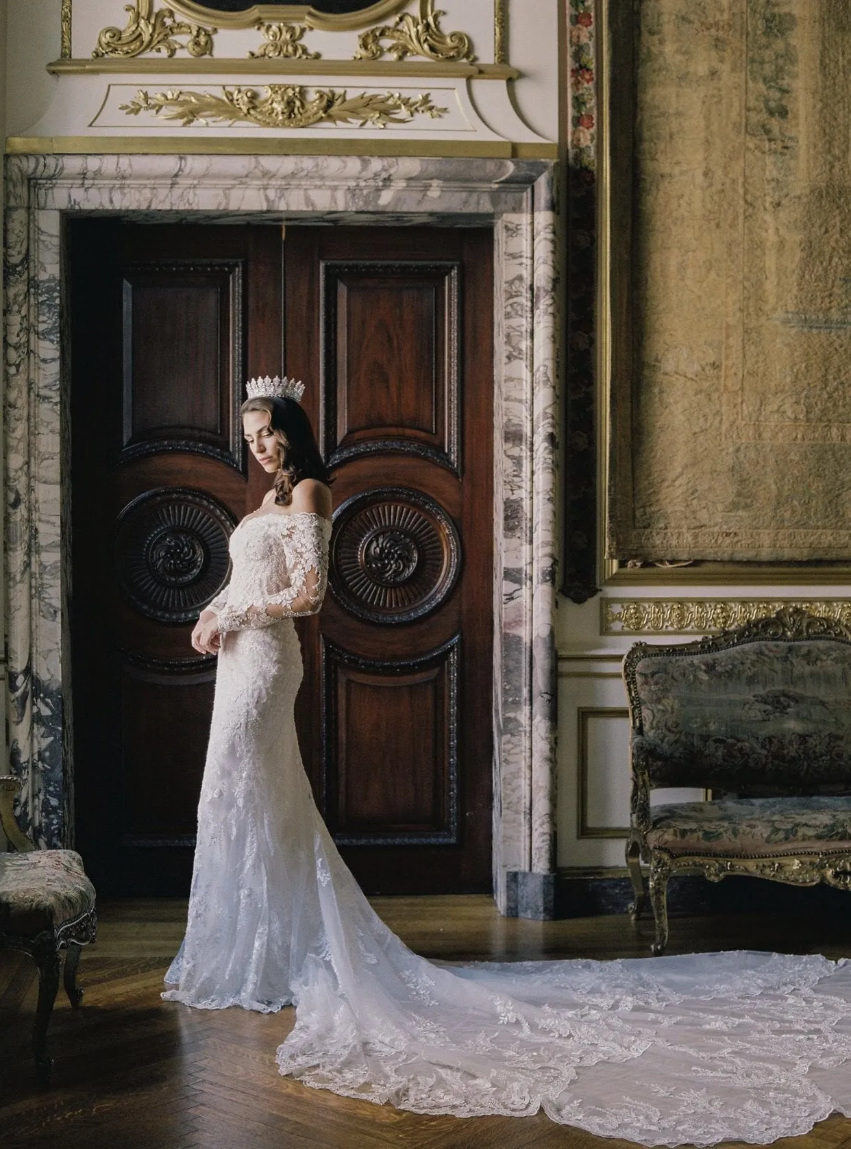 RACHEL Simulated Diamond Royal Bridal Full Crown