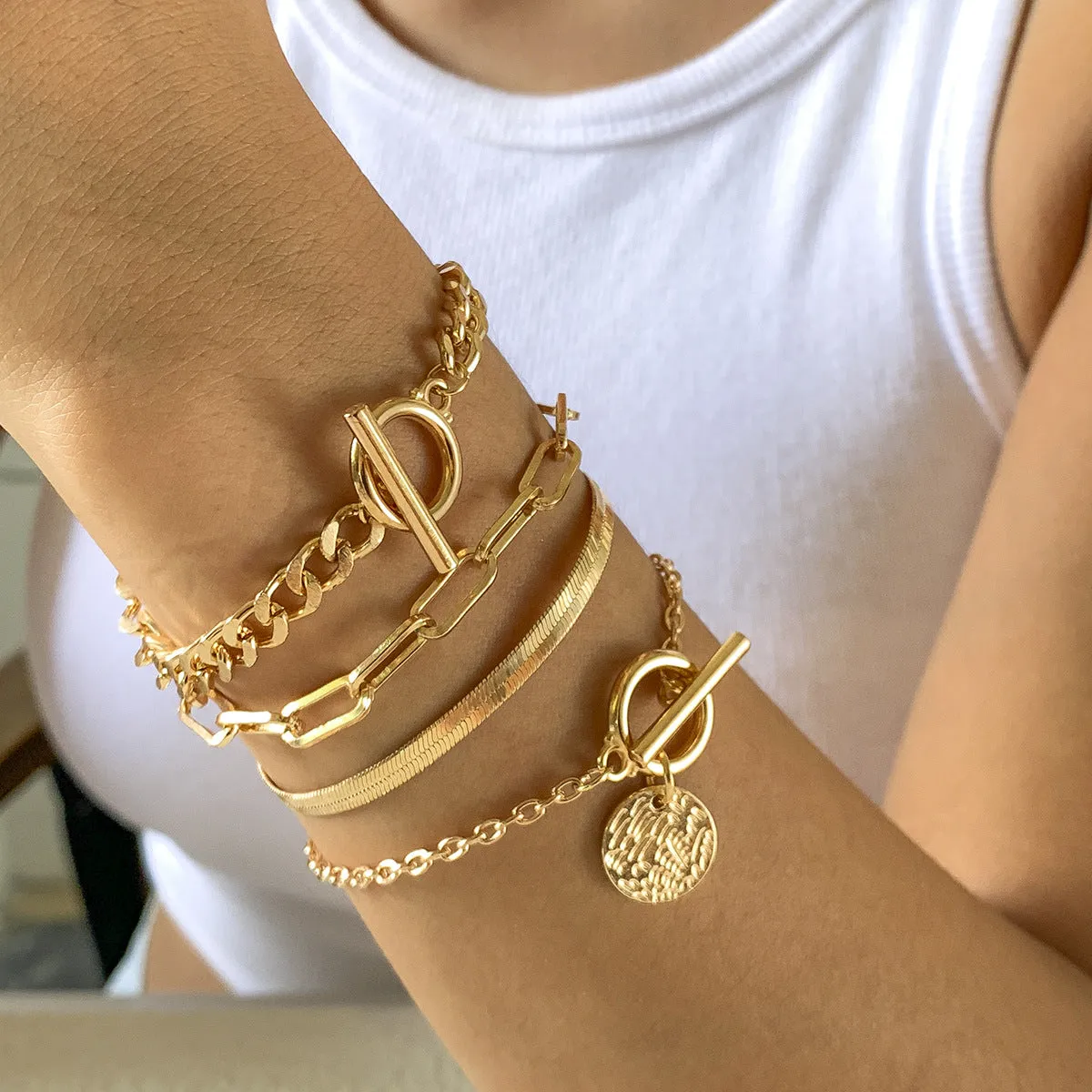 Set of 4 Edgy Hollow Chain Metal Chain Bracelet