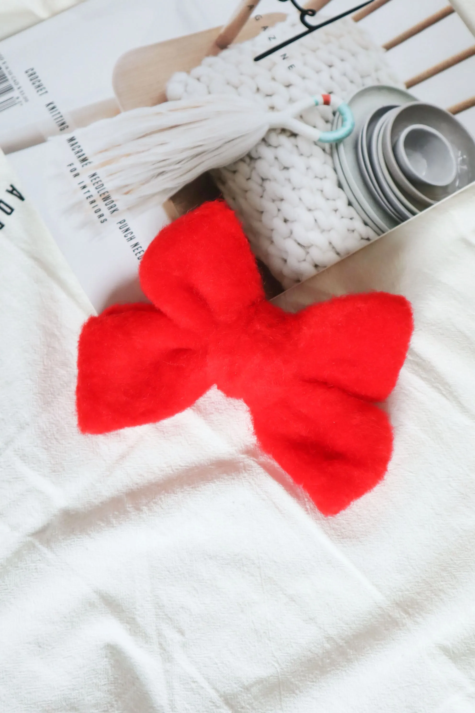 Snow Fleece Fabric Large Oversized Bow Hair Clip (4Colors)