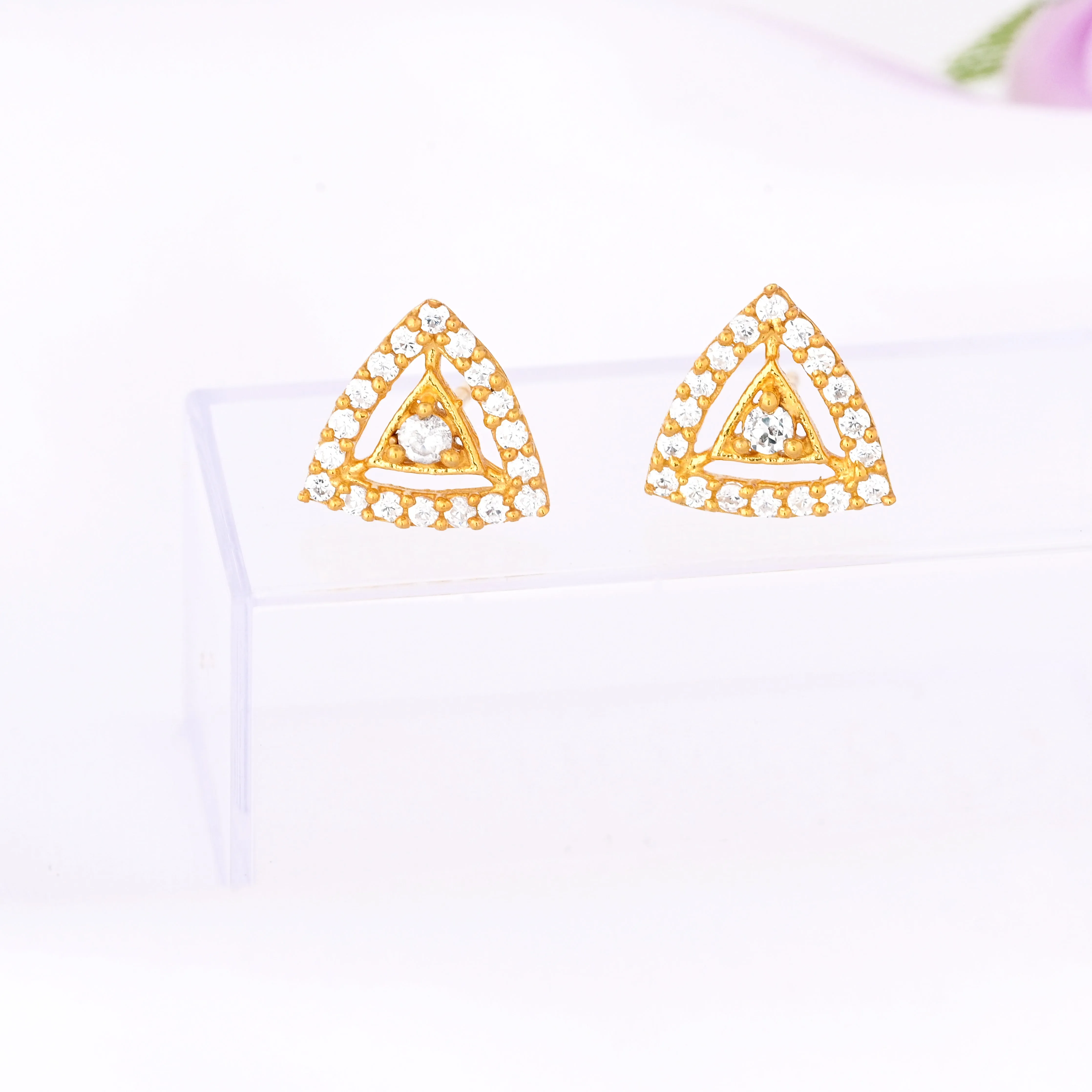 Sparkly Diamond Stud Earrings Lightweight Geometric Earrings