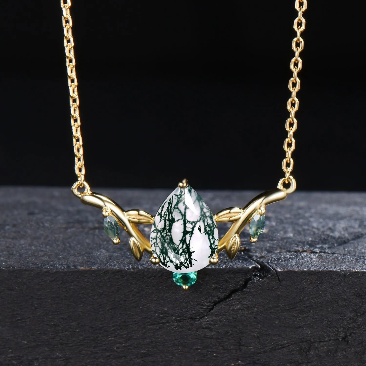 Teardrop Natural Moss Agate Necklace 14k/18k White Gold Necklace Vintage Leaf Vine Emerald Pendant Marquise Green Moss Necklace Women Gifts