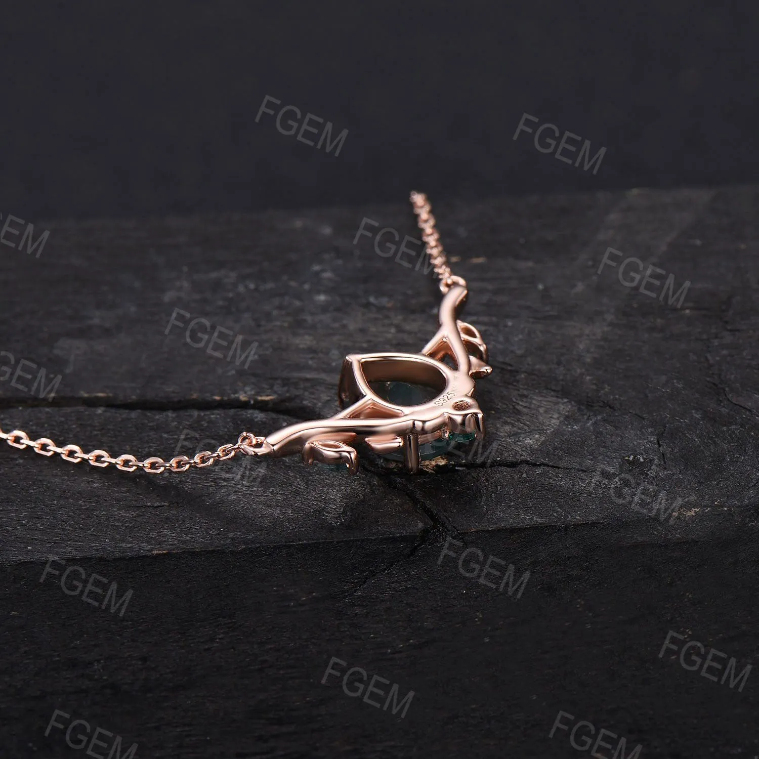 Teardrop Natural Moss Agate Necklace 14k/18k White Gold Necklace Vintage Leaf Vine Emerald Pendant Marquise Green Moss Necklace Women Gifts