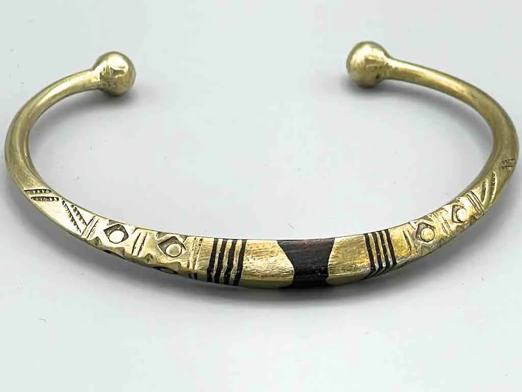 Tuareg Metal Single Inlay Etched Bracelet