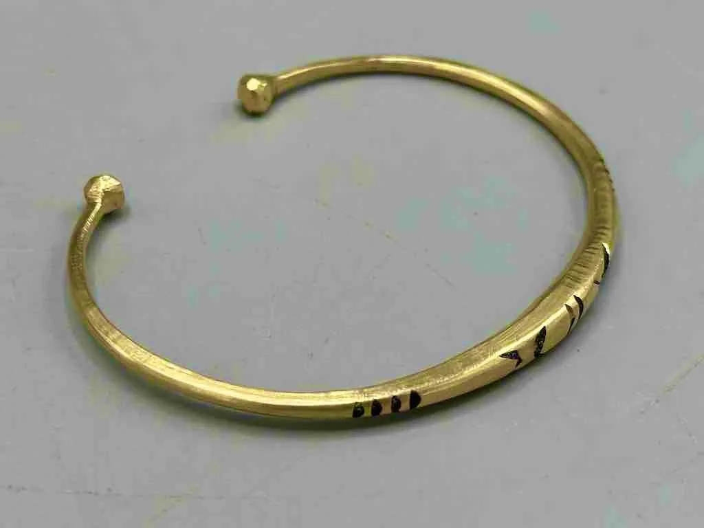 Tuareg Multiple Inlay Thin Brass Bracelet - Imperfect
