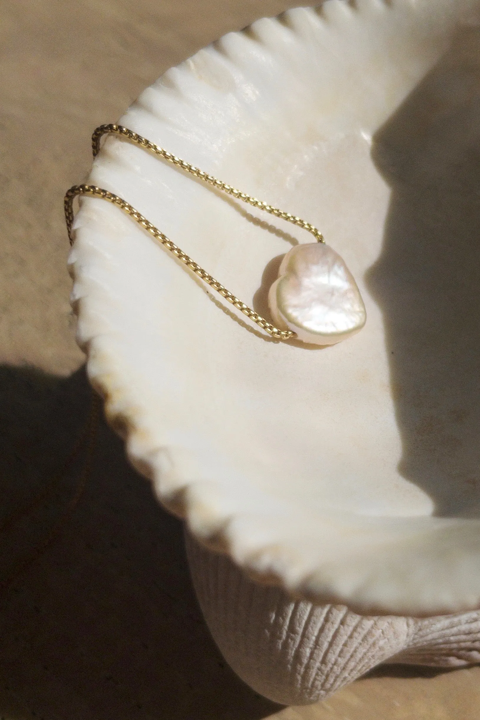Twin Chain Bracelet with Heart Pearls